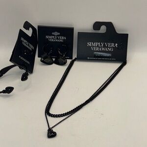 Simply Vera Vera Wang Blackpuffy heart  three piece Set